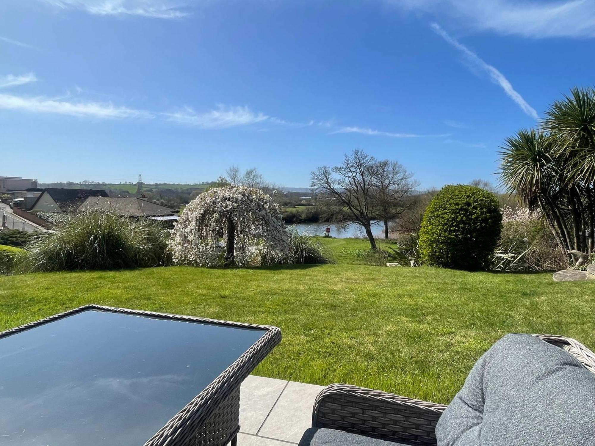River Retreat Apartment Exeter - River Views & Parking Eksteriør billede